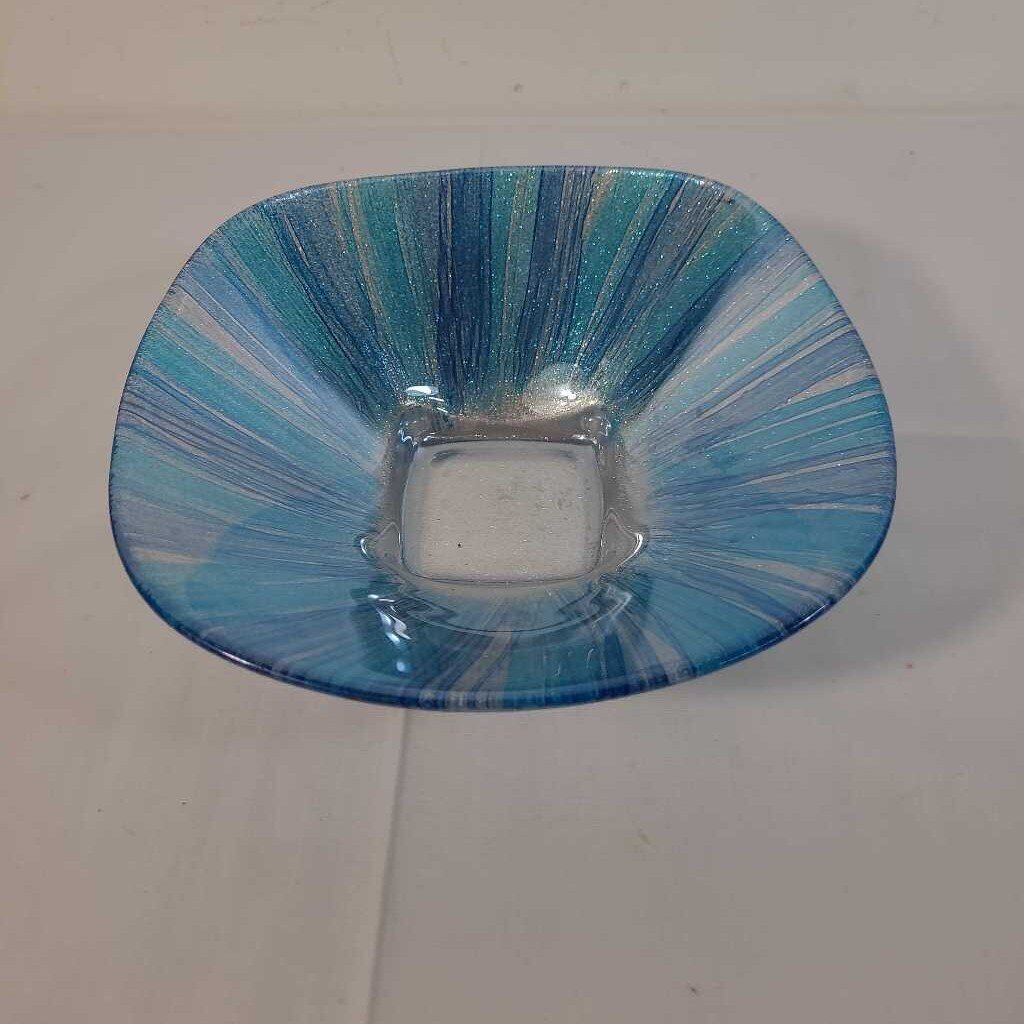 BLUE/ SILVER DISH