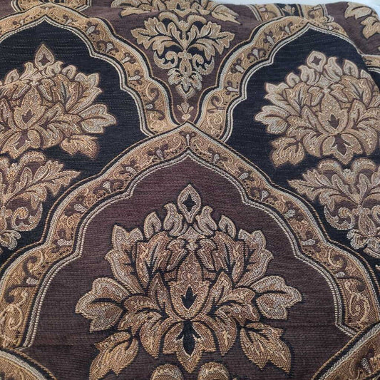 KING COMFORTER + 2 SHAMS