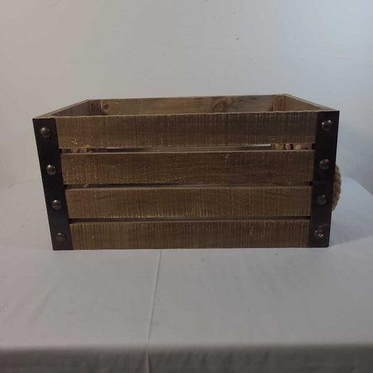 WOOD SLAT BOX W/ROPE HANDLE