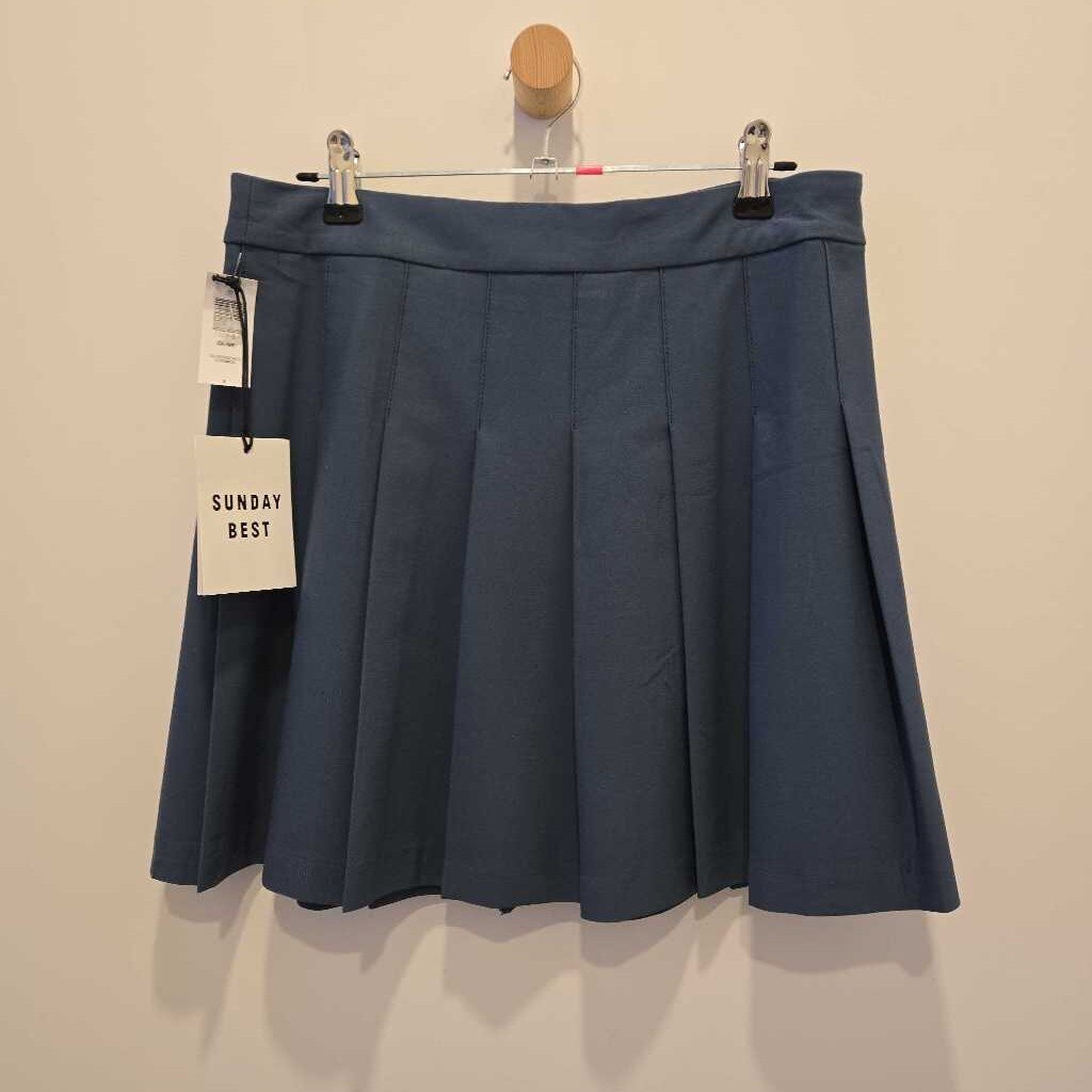PLEATED SKIRT