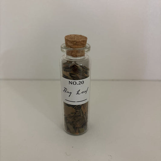 BAY LEAF VIAL