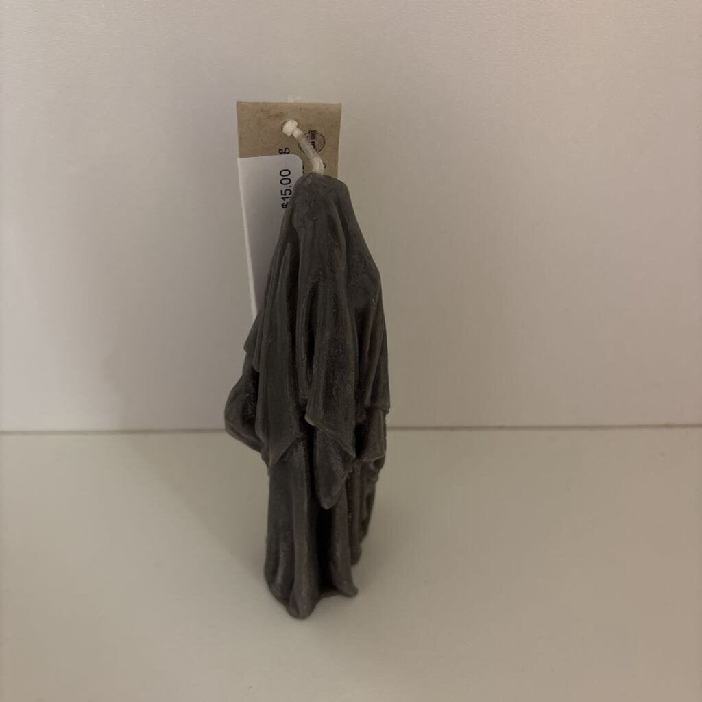 GHOST LADY BEESWAX CANDLE