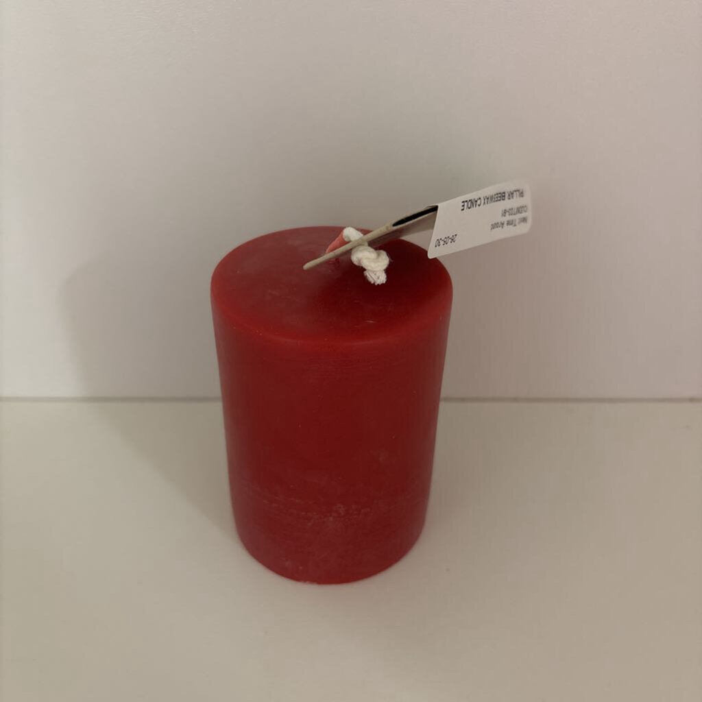 PILLAR BEESWAX CANDLE