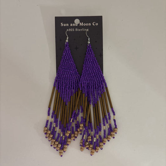 HADEMADE BEAD EARRINGS PURPLE