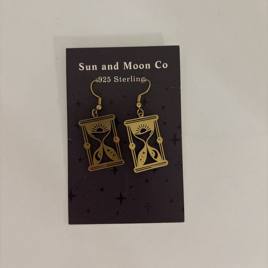 HOURGLASS EARRINGS