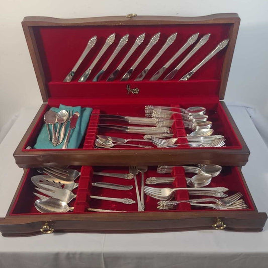 96pc SILVER CUTLERY IN CHEST