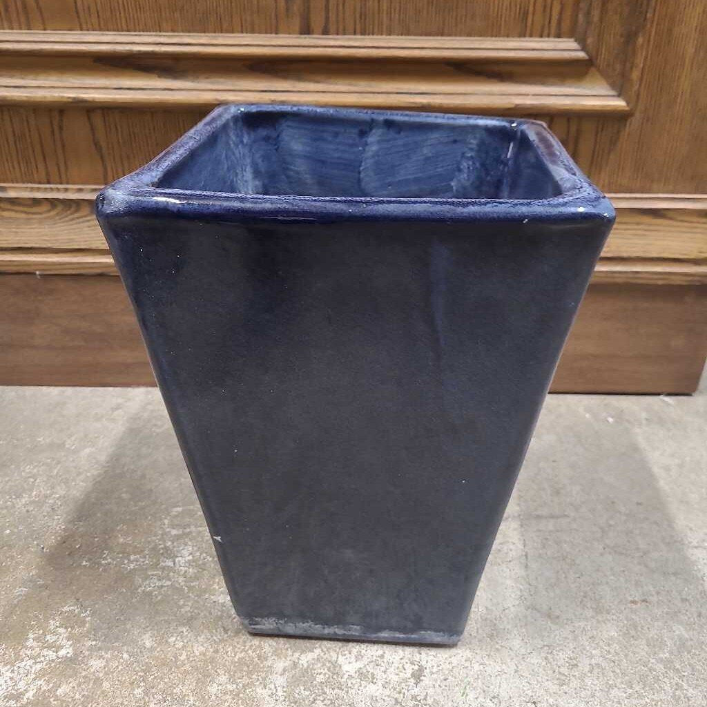 BLUE SQUARE PLANTER