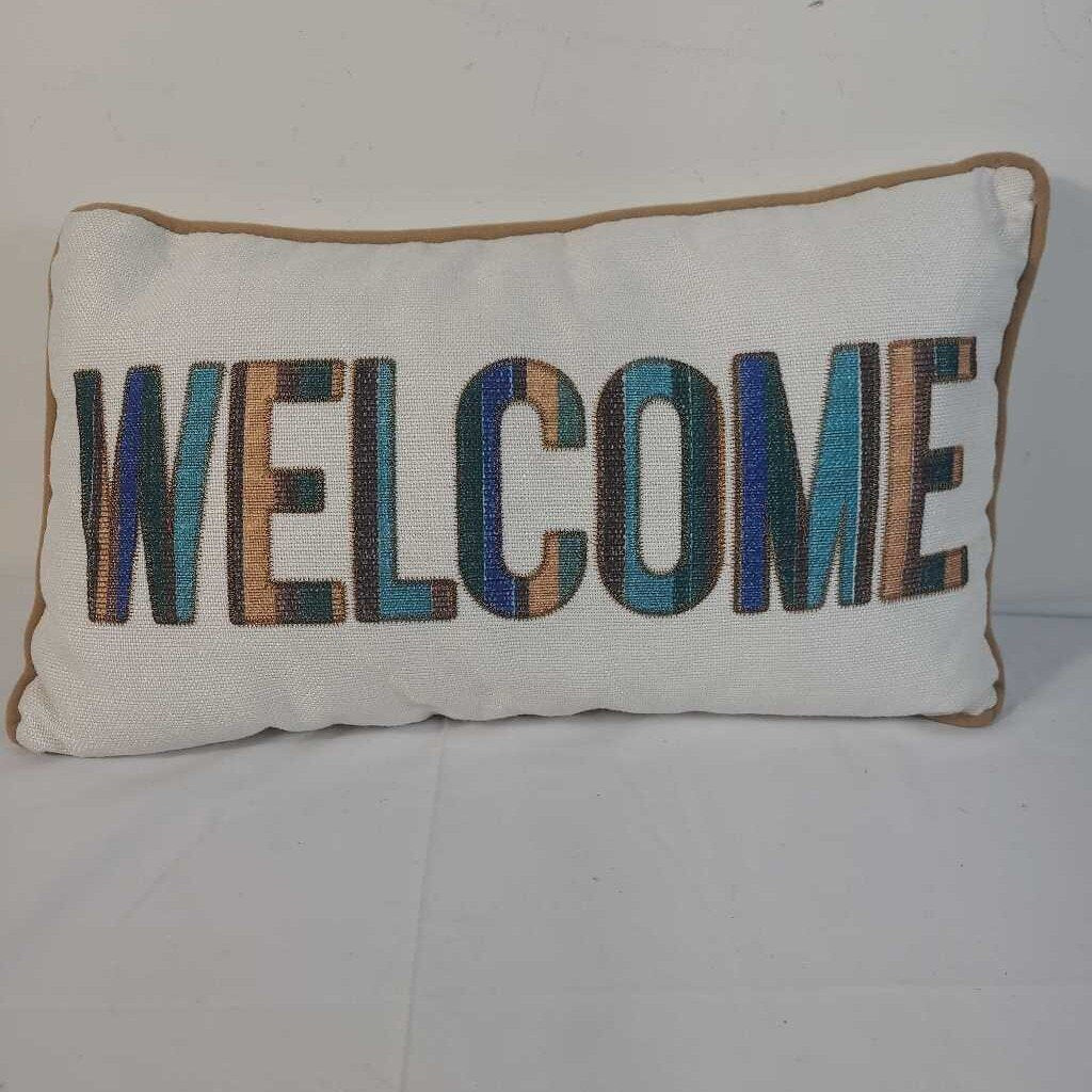 WELCOME LUMBAR PILLOW