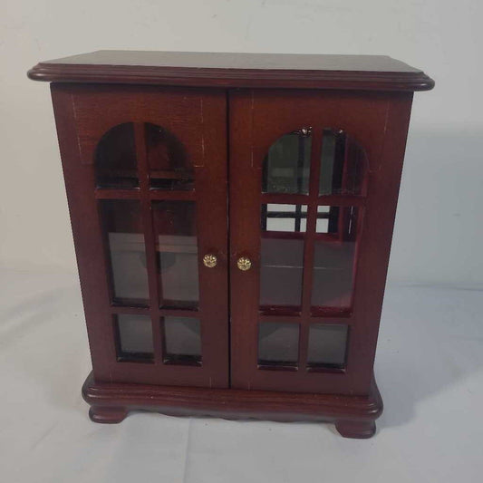 JEWELRY BOX