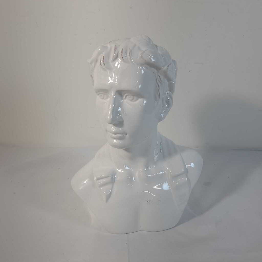 WHITE BUST - MAN