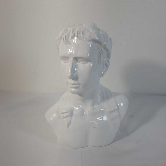 WHITE BUST - MAN