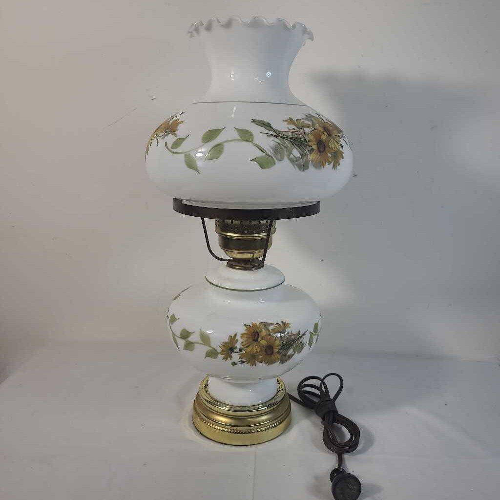 VTG SUNFLOWER HURRICANE LAMP