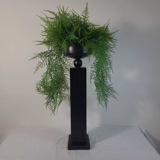 TRAILING FERN IN COLUMN STAND