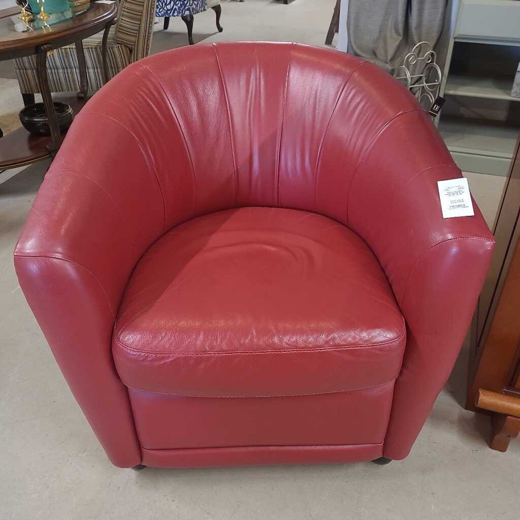 RED LEATHER CLUB CHAIR