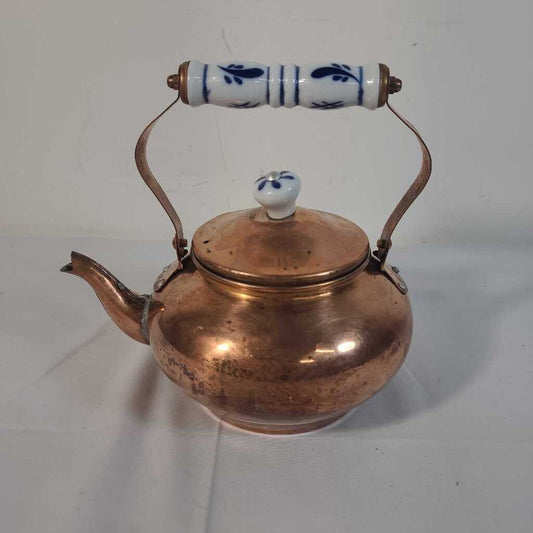 SM COPPER TEAPOT