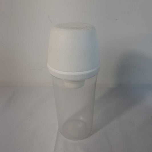 TUPPERWARE PARMESAN SHAKER