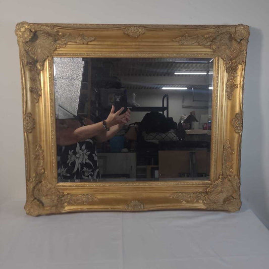ORNATE GOLD MIRROR