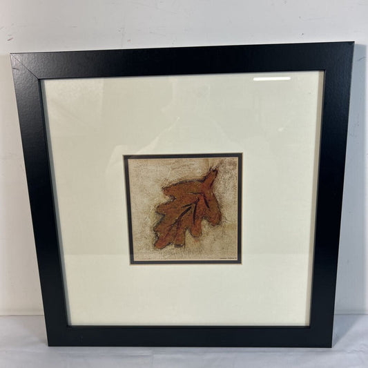 BLACK FRAMED LEAF PRINT