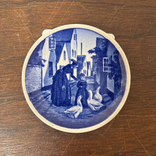 MINI DELFT TRINKET DISH OR WALL PLATE