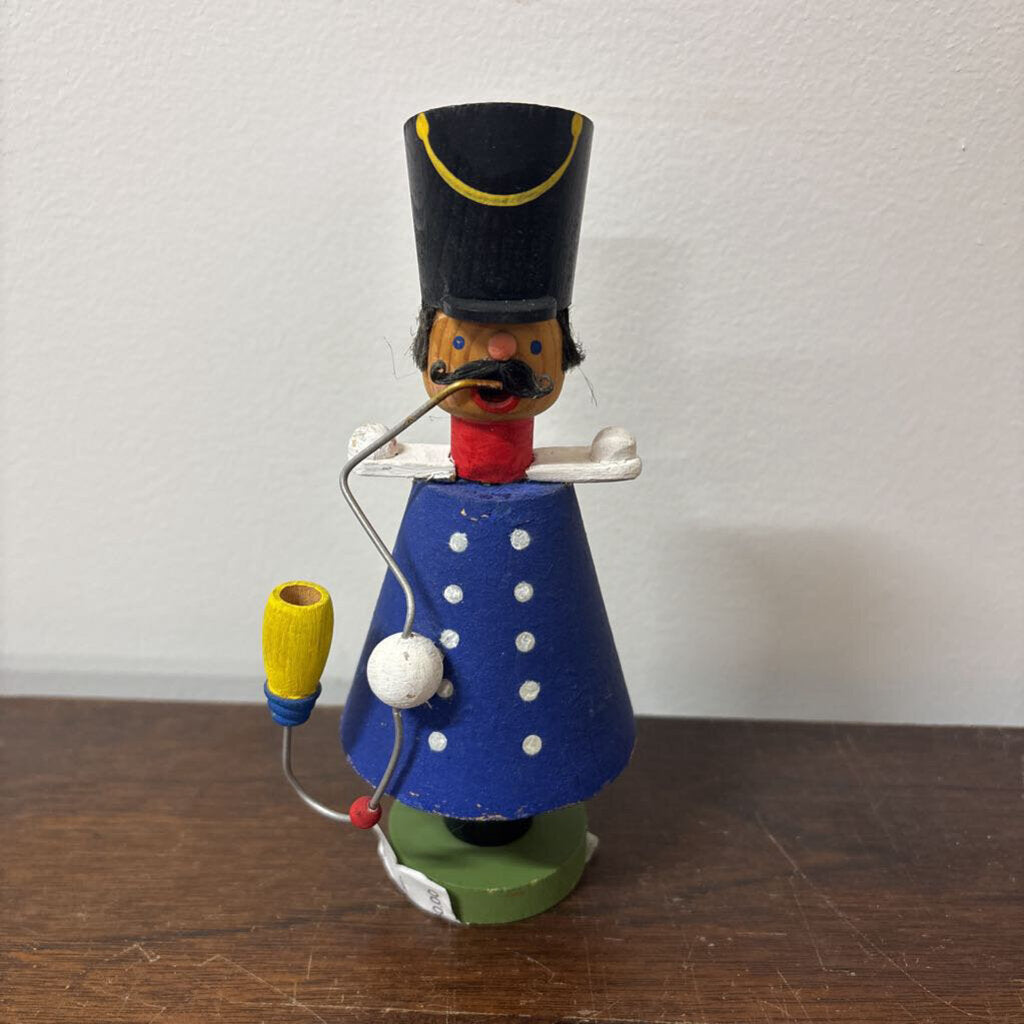 SOLDIER INCENSE BURNER GERMAN ERZQEBIRGE COLLECTIBLE : CONE SITS INSIDE BODY