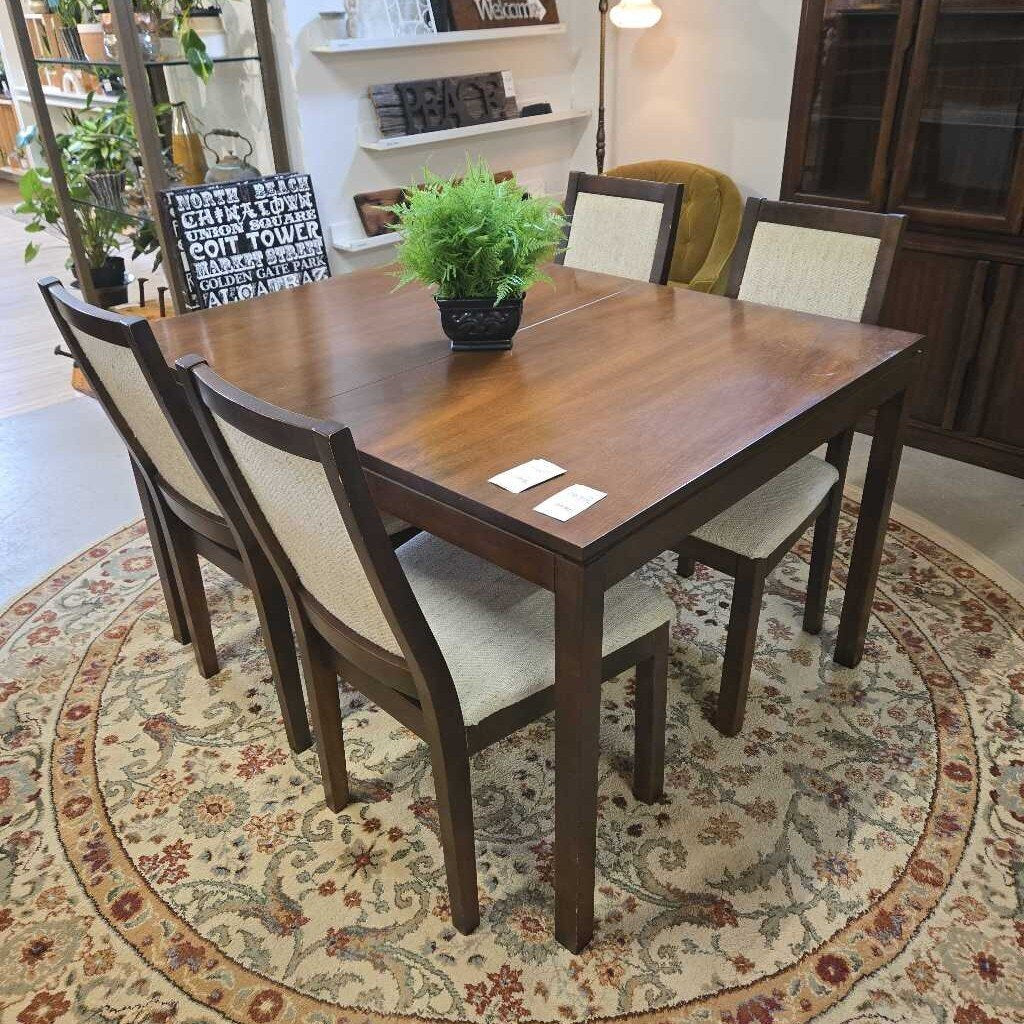 WOOD TABLE W/4 CHAIRS 24"LEAF