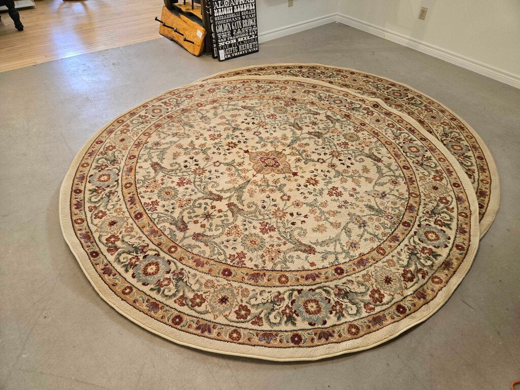 ROUND AREA RUG