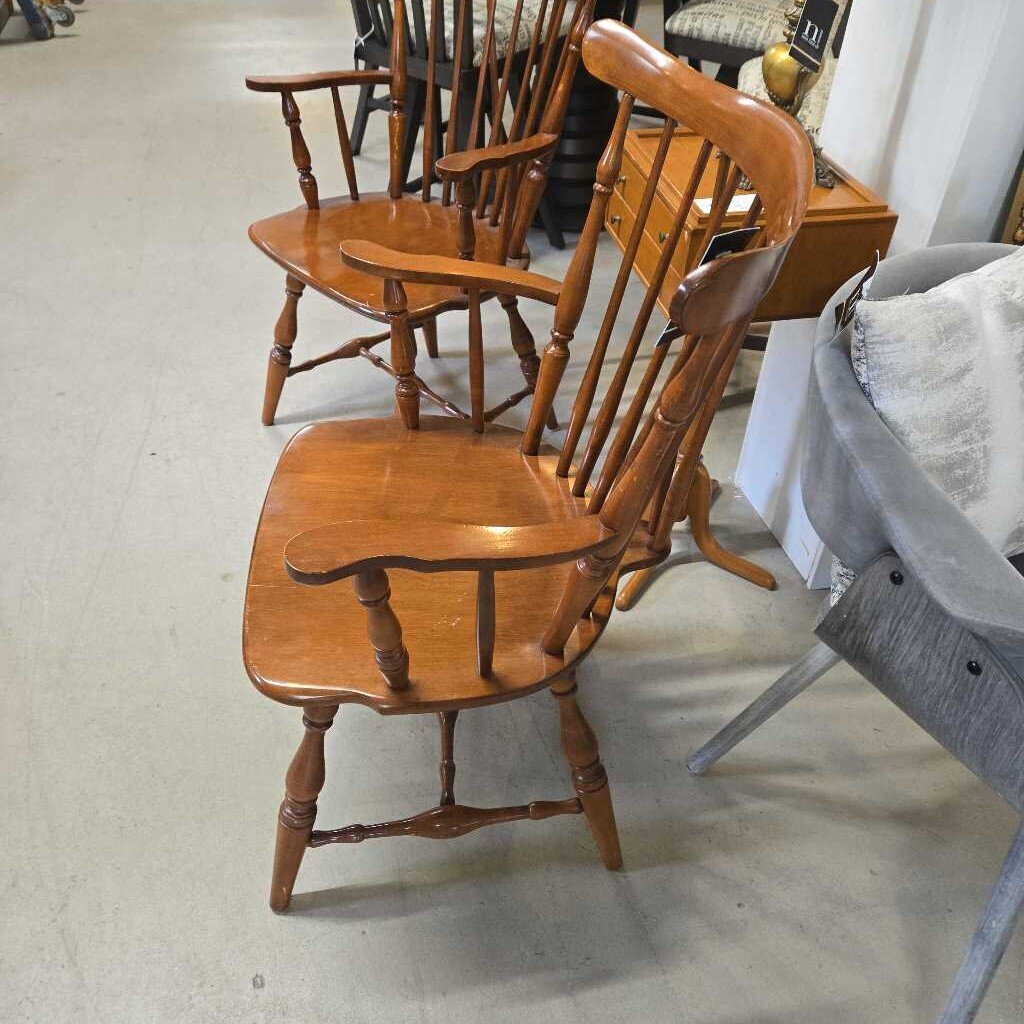 VILAS MAPLE FIDDLE BACK CHAIR