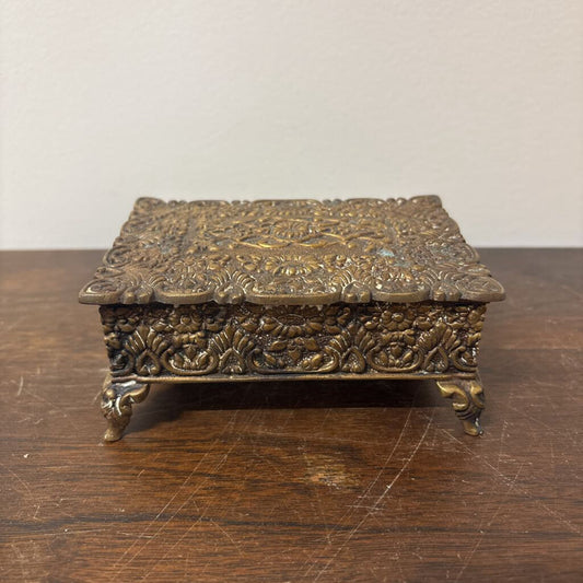 HEAVY CAST BRASS FOOTED LINED TRINKET BOX: ROCOCO OR VICTORIAN ORNATE FLORAL DESIGN