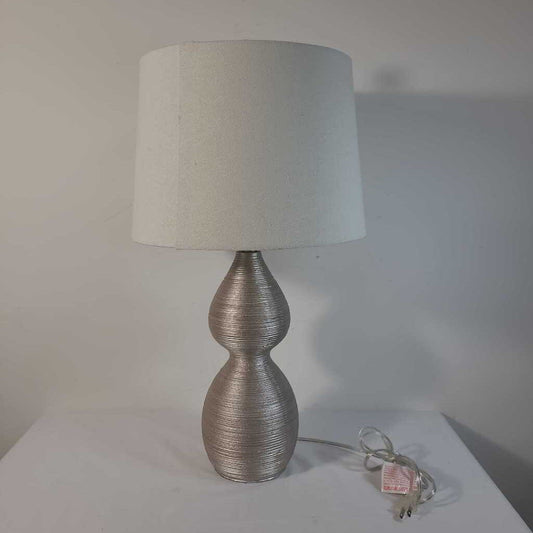 SILVER RIBBED TABLE LAMP