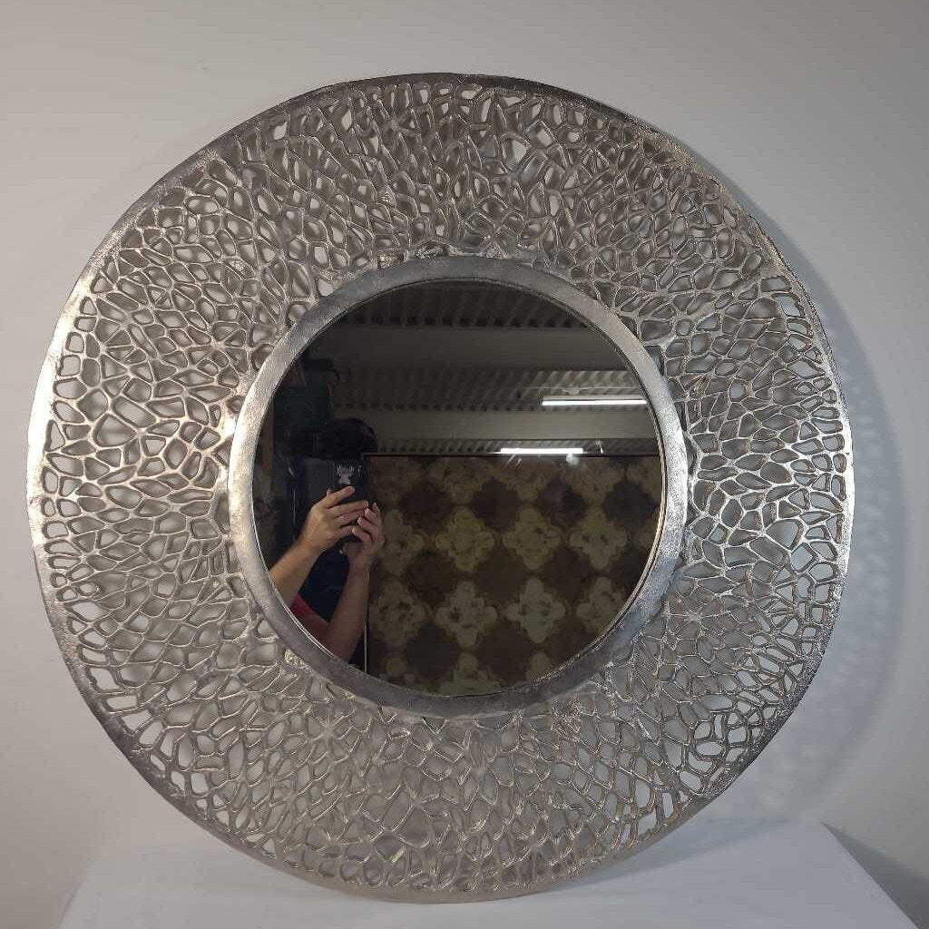 32" SILVER MIRROR