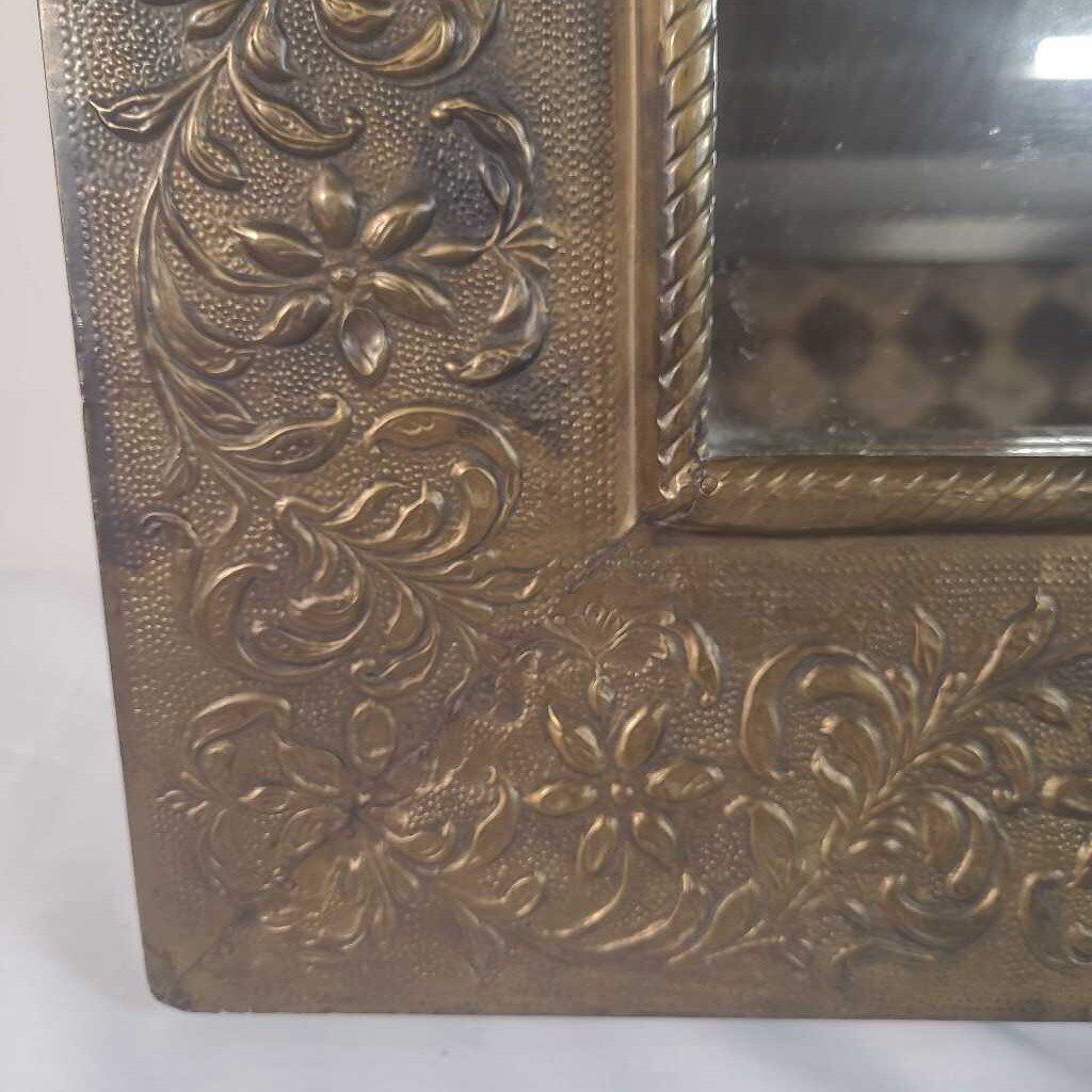 GOLD TIN MIRROR