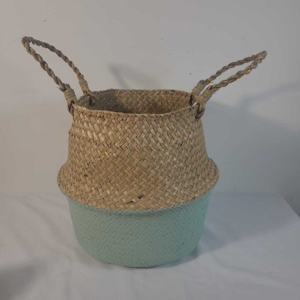 TWO TONE HANDLED BASKET