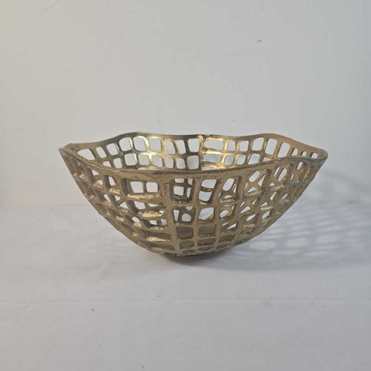 GOLD CUTOUT BOWL