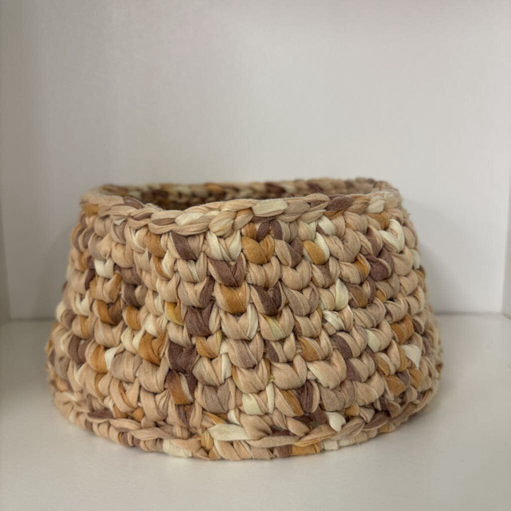 WOODSY BASKET