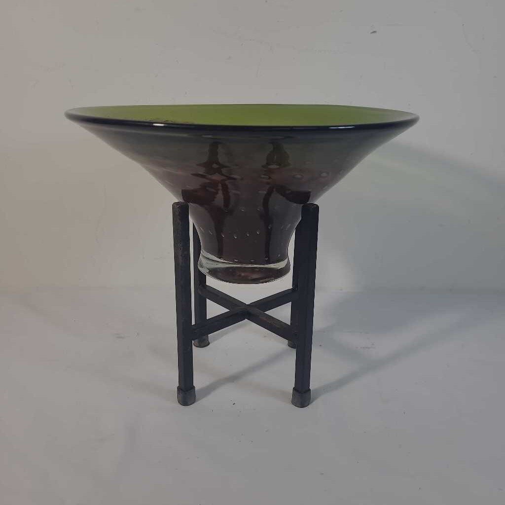 BLOWN GLASS GREEN/BROWN BOWL ON METAL STAND