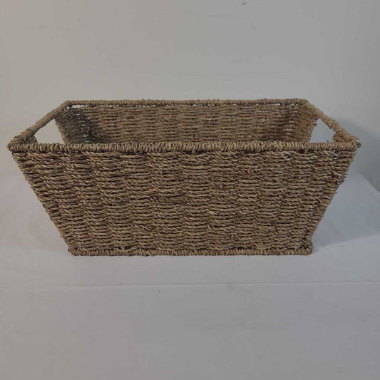 RECTANGULAR BASKET