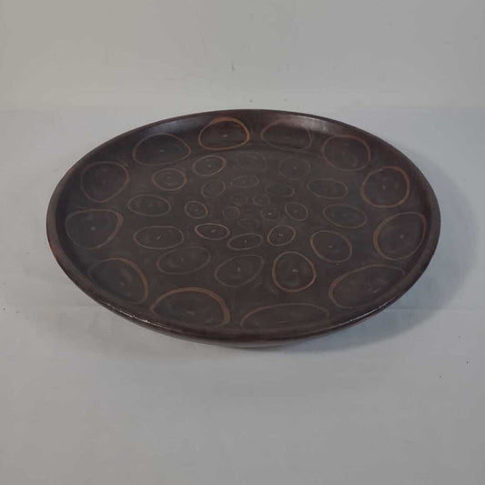 DECORATIVE BROWN DISH