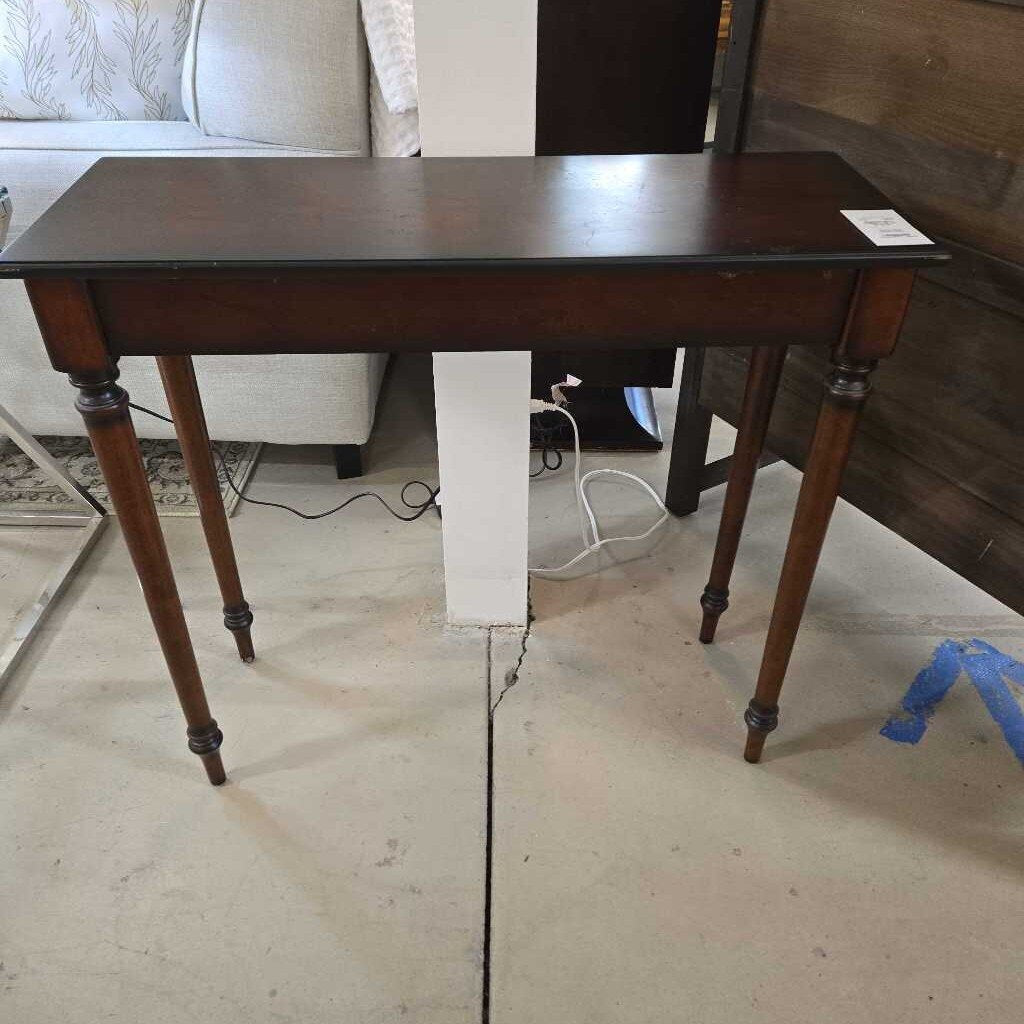 BOMBAY HALL TABLE
