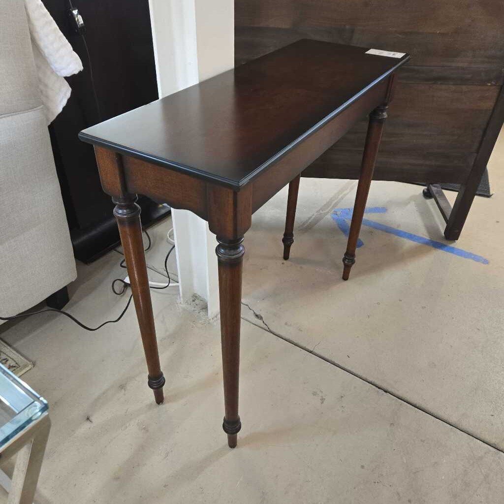 BOMBAY HALL TABLE