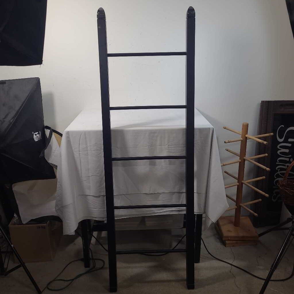 BLACK WOODEN LADDER