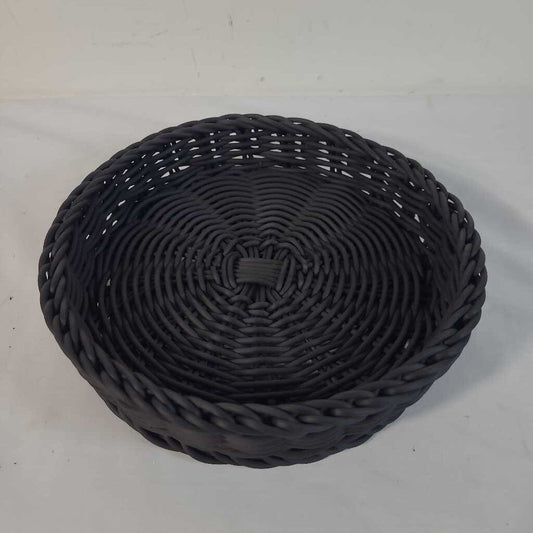 ROUND BLACK WOVEN BASKET