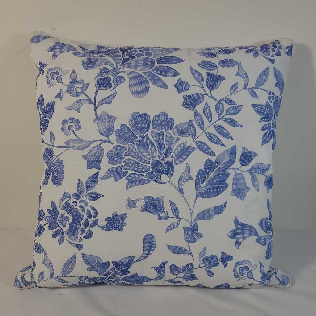 BLUE FLOWER PILLOW