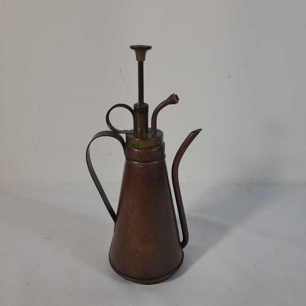 VTG BRASS PLANT MISTER