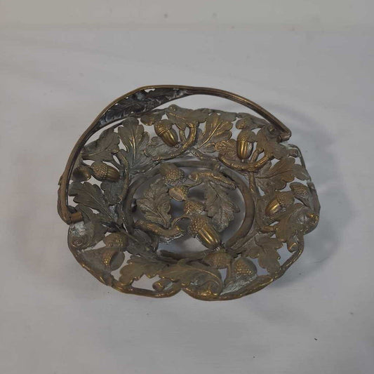VTG BRASS BOWL W/ EMBOSSED ACORN/LEAF DESIGN