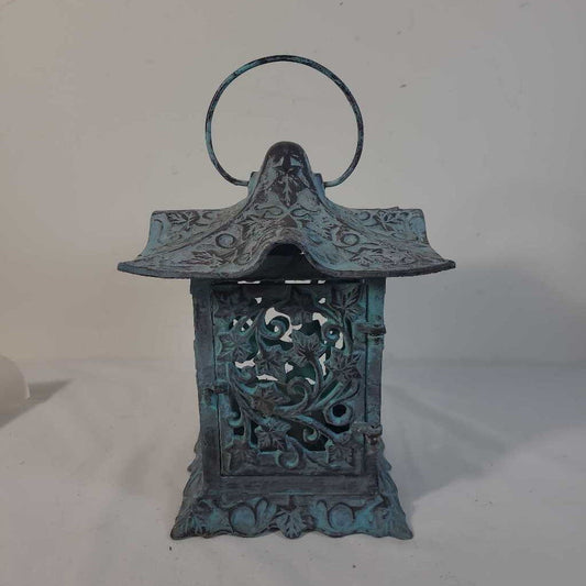 PARTYLITE JAPANESE-STYLE PAGODA METAL LANTERN