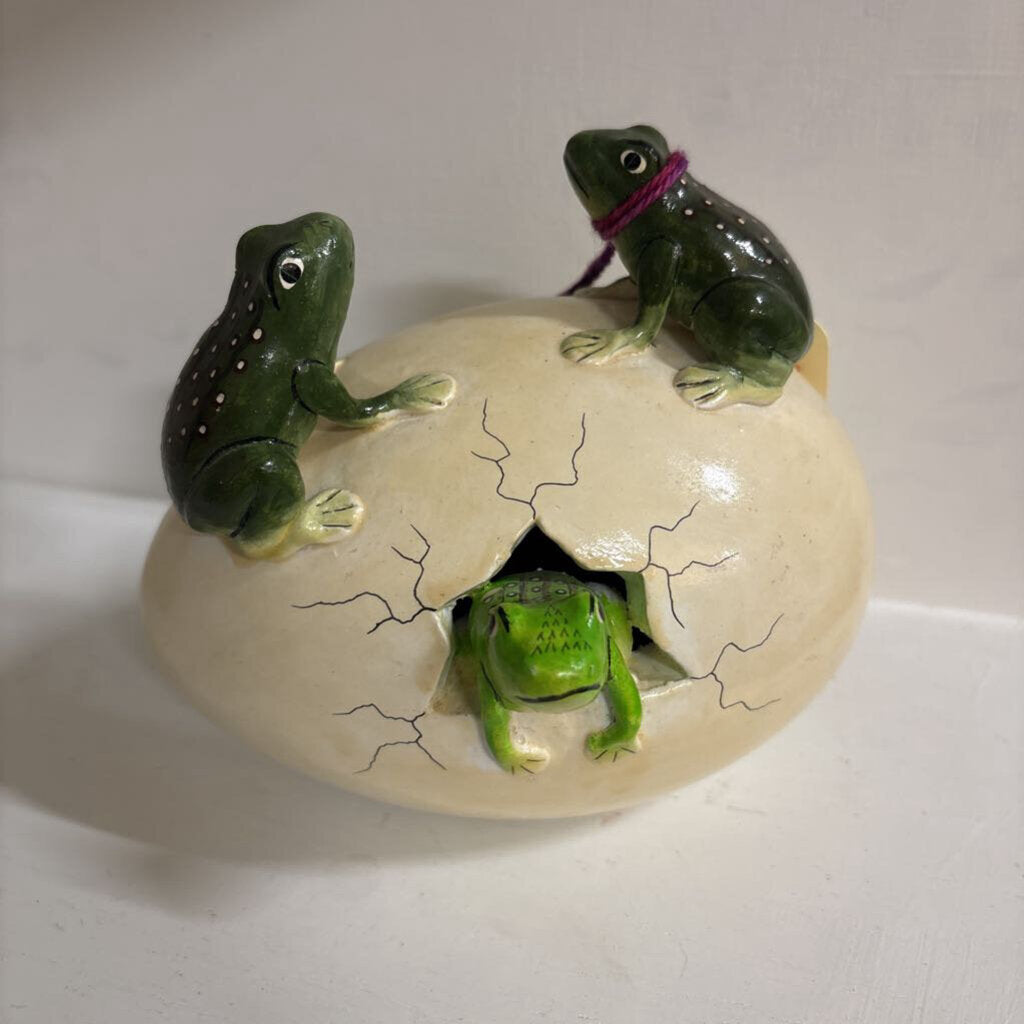 Vintage Frogs in Egg