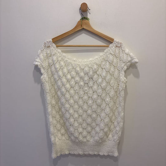 WHITE KNITTED TOP