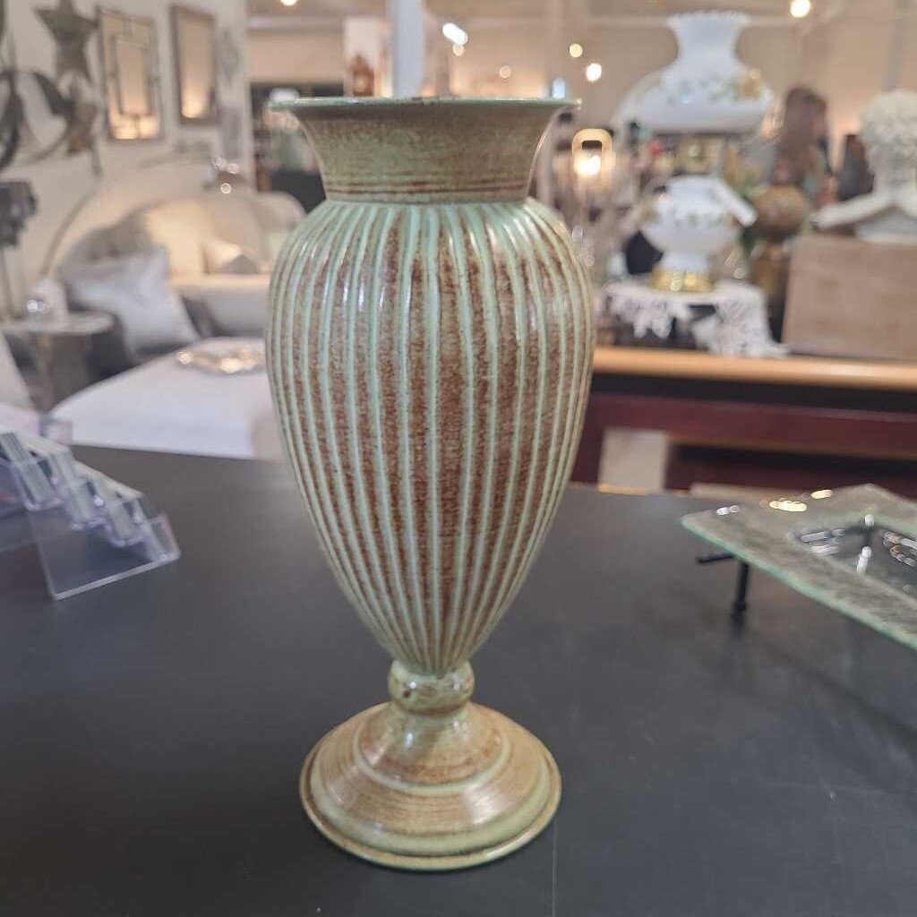GREEN/ BROWN TIN VASE