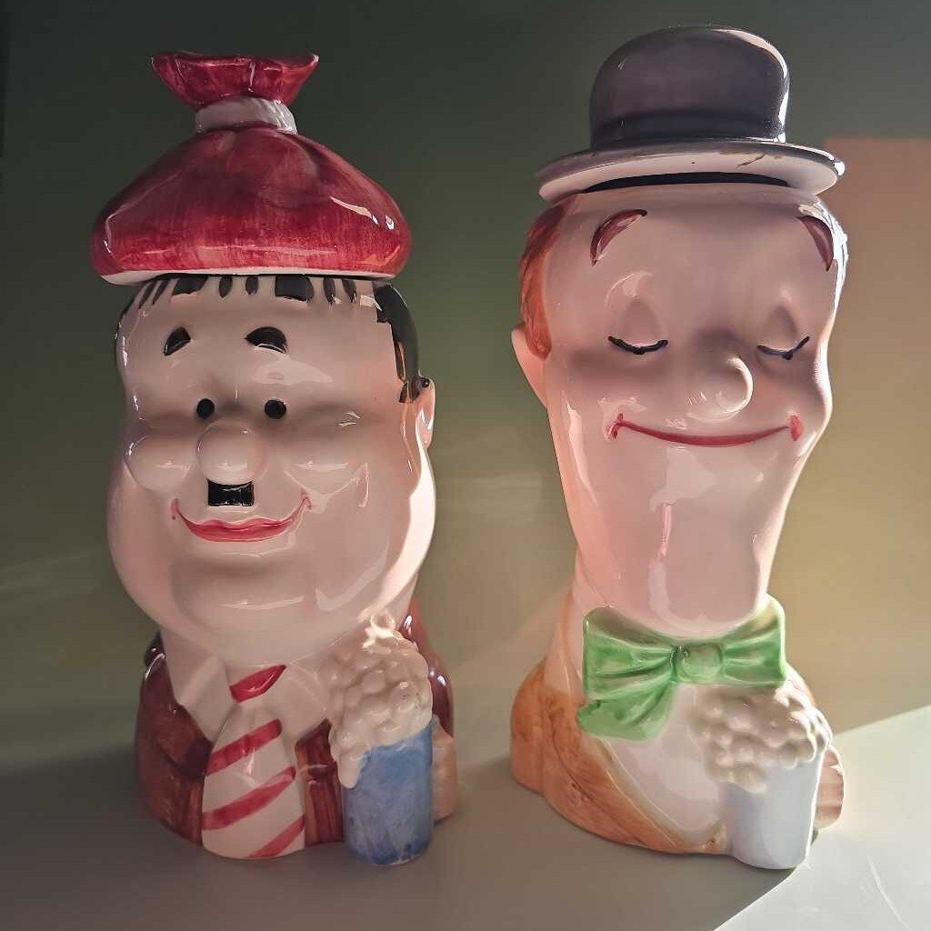 1972 Laurel & Hardy Steins - Set