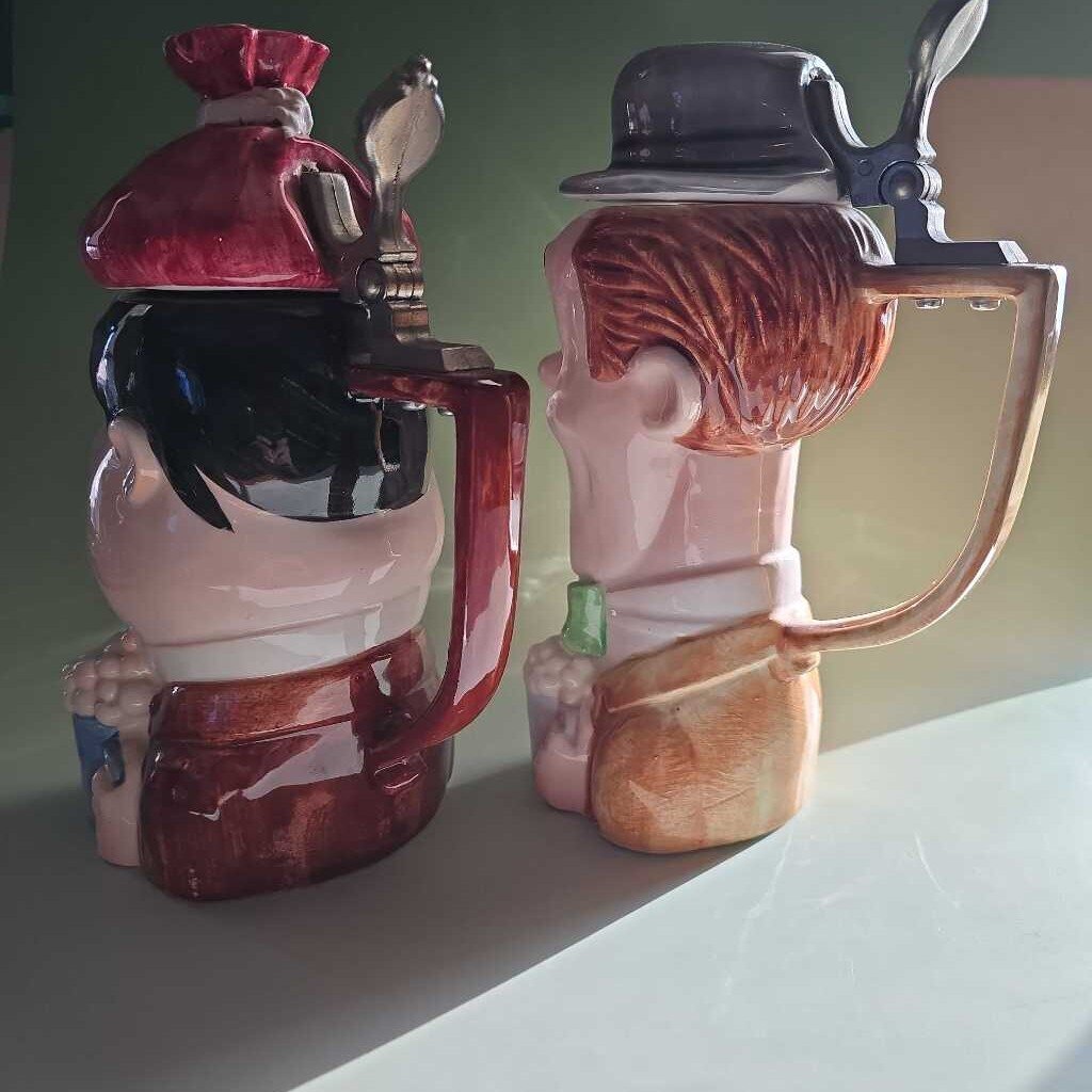 1972 Laurel & Hardy Steins - Set